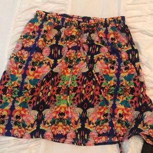 High waist floral mini skirt